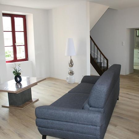 Appartamento Les Nuits D'Aldearde Airvault Esterno foto